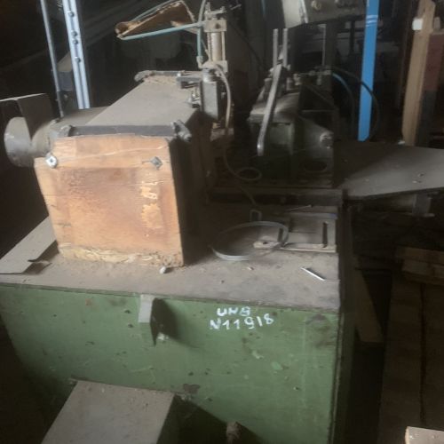 Фрезерный станок для шипового соединения