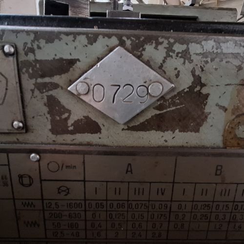 Станок токарно-винторезный