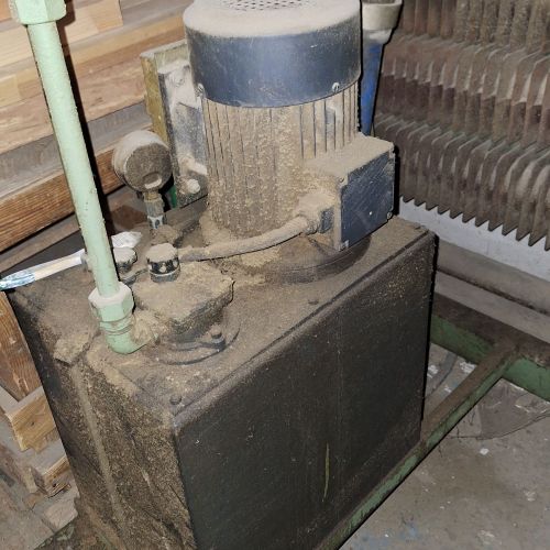 Пресс для склеивания щита