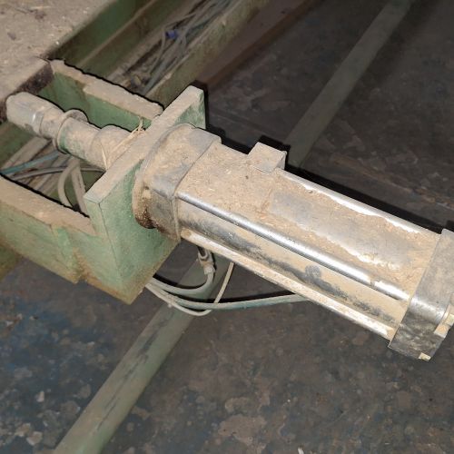 Линия сращивания по длине Lesspoj тип АТ214