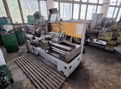 Станок токарно-винторезный