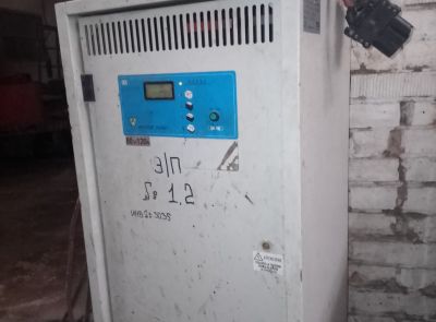 Зарядное устройство для батареи для погрузчика купить на аукционе в ...