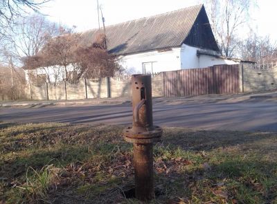 Водозаборная колонка и трубопровод d-32, 113 м.п. (-90%)