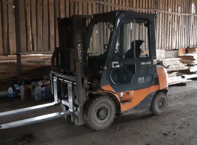 Вилочный погрузчик TOYOTA 7FGF25