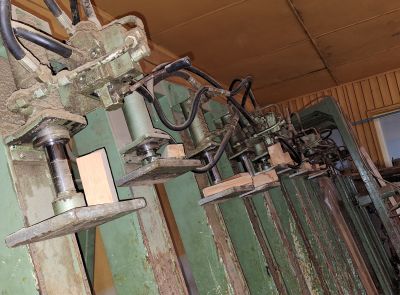 Пресс для склеивания щита