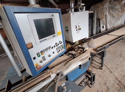 Центр обрабатывающий для производства деревянных окон Wieng Unicontrol