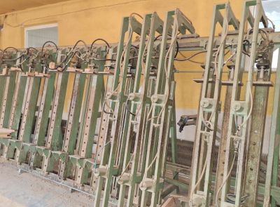 Пресс для склеивания щита