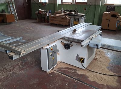 Форматно-раскроечный станок мод. ASTRA SE 300 CE-CASOLIN