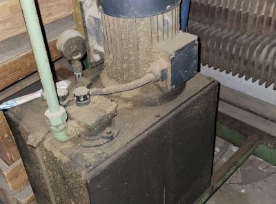 Пресс для склеивания щита