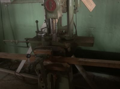 Комбинированный долбежный станок