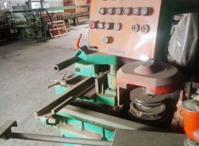 Станок для изготовления оконных блоков