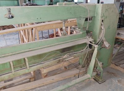 Линия сращивания по длине Lesspoj тип АТ214